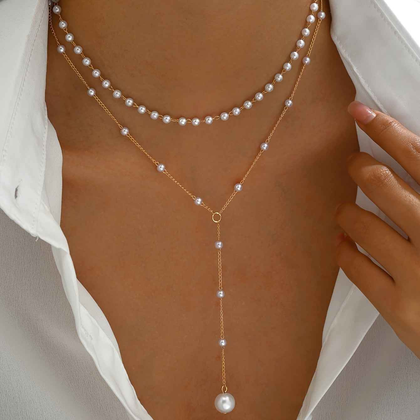 ELENA | Collar de perlas con diseño en Y